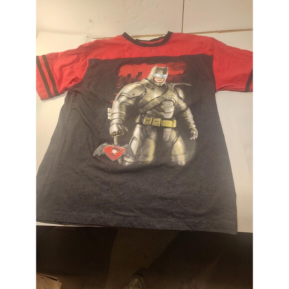 Youth XL T-Shirt (14-16) Batman V Superman Dawn of Justice T-Shirt Cartoon Tops - Picture 8 of 9